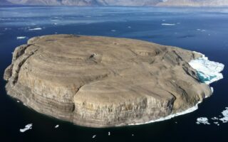 Hans Island, un cailloux perdu au milieu des glaces
